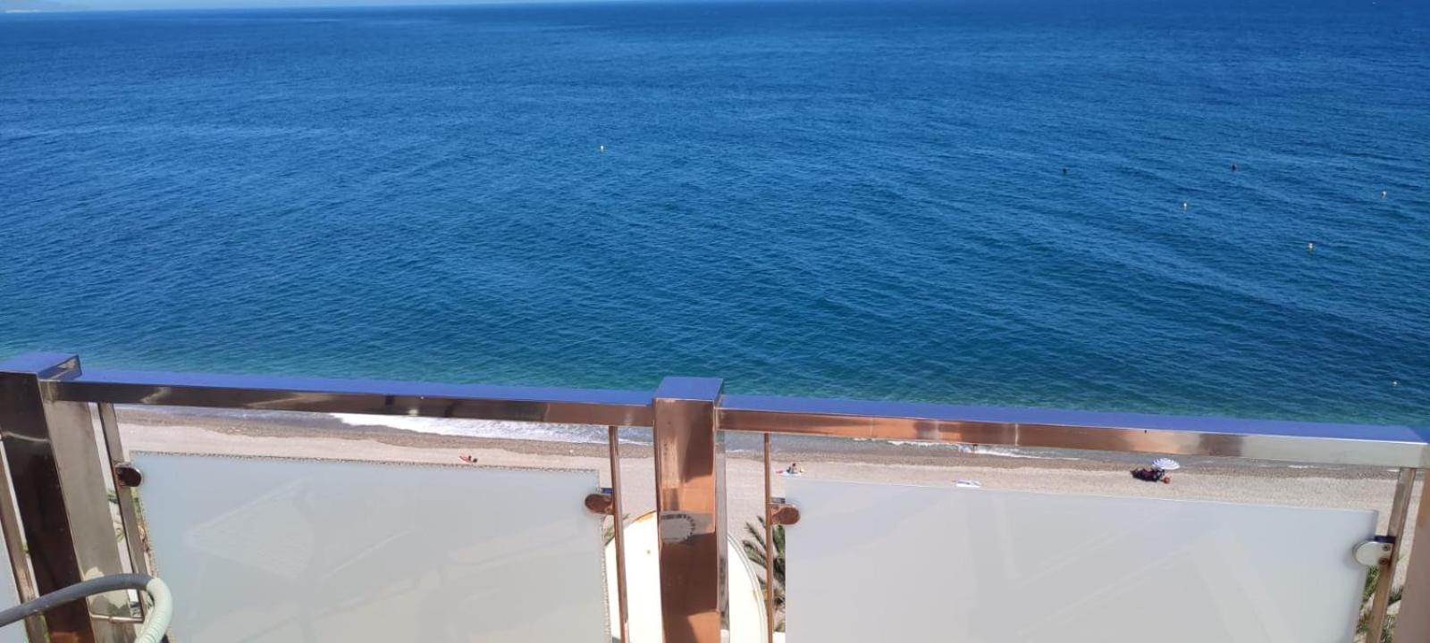 Duplex Castell De Ferro Apartment Bagian luar foto