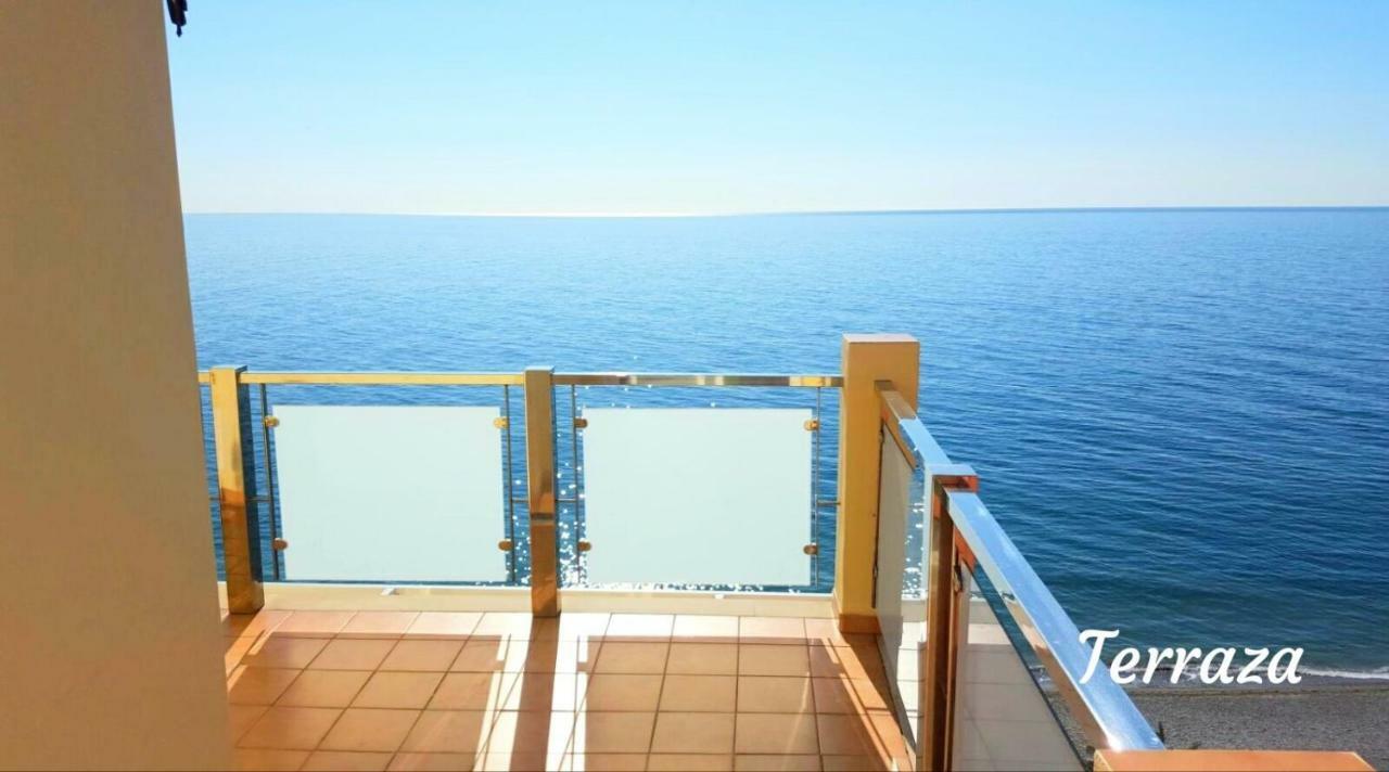 Duplex Castell De Ferro Apartment Bagian luar foto